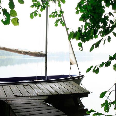 Ferienhaus Am See Perlin 外观 照片