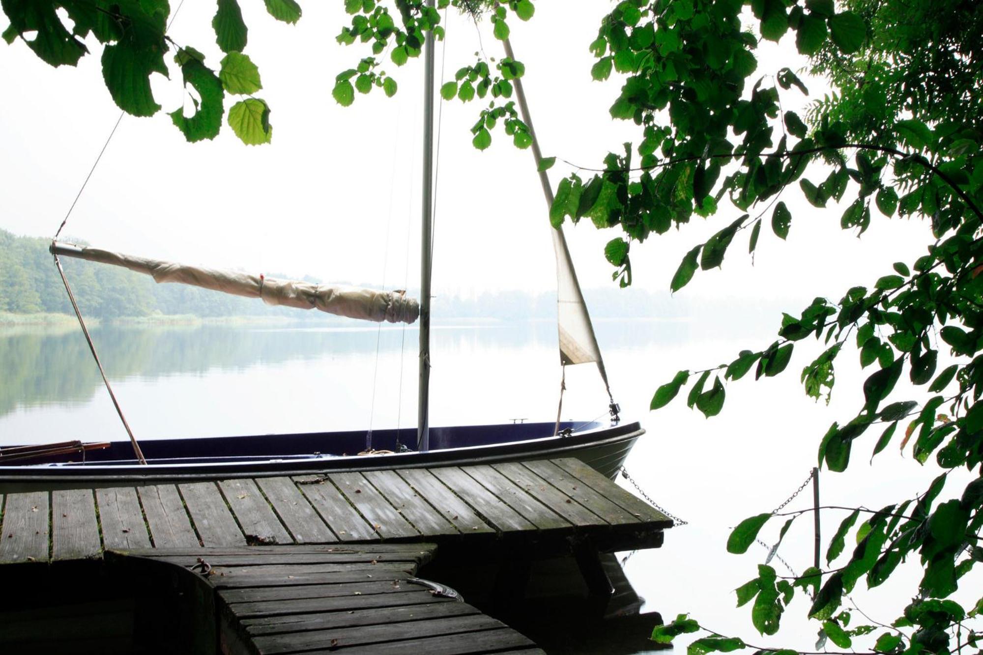 Ferienhaus Am See Perlin 外观 照片